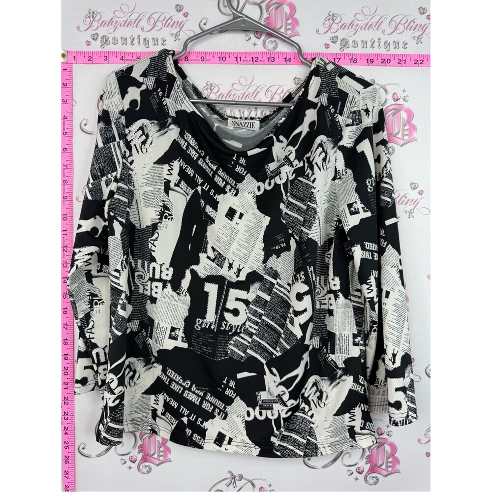Magazine print top Black & White Graphic Newspaper-Print Long Sleeve Top